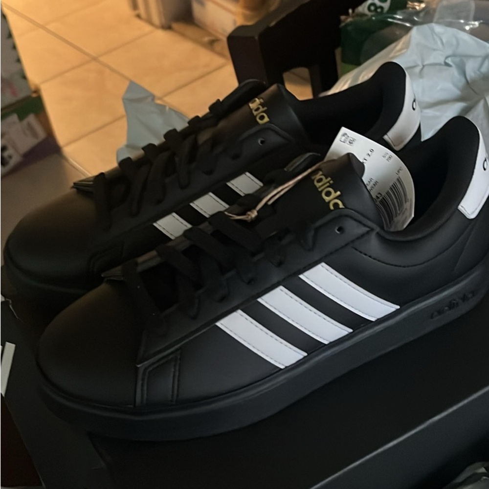 Adidas Classic Black Sneakers with White Stripes with cloud comfort soles